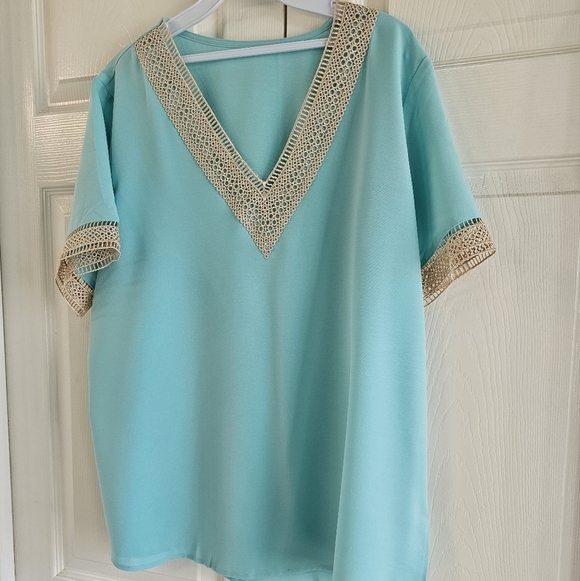 NWOT V Neck Crochet Short Sleeved Top Aqua XL - Picture 8 of 9